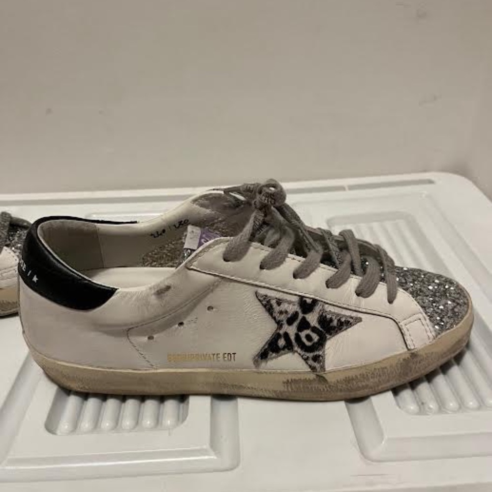 Golden Goose Sneakers